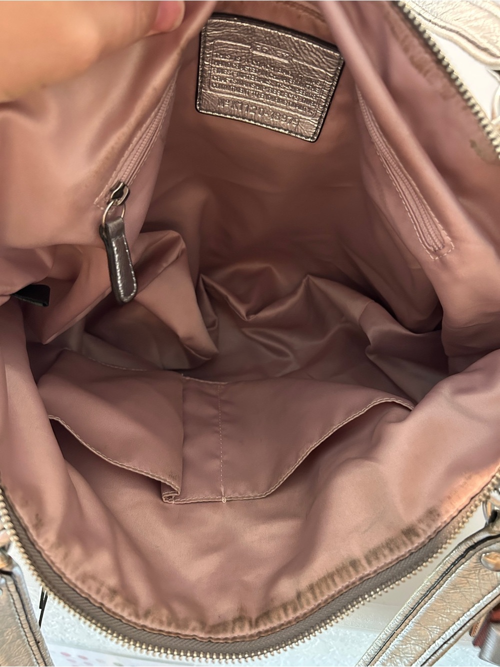 Coach Poppy Glam Tote Women's Signature in silver Taupe - Picture 6 of 7
